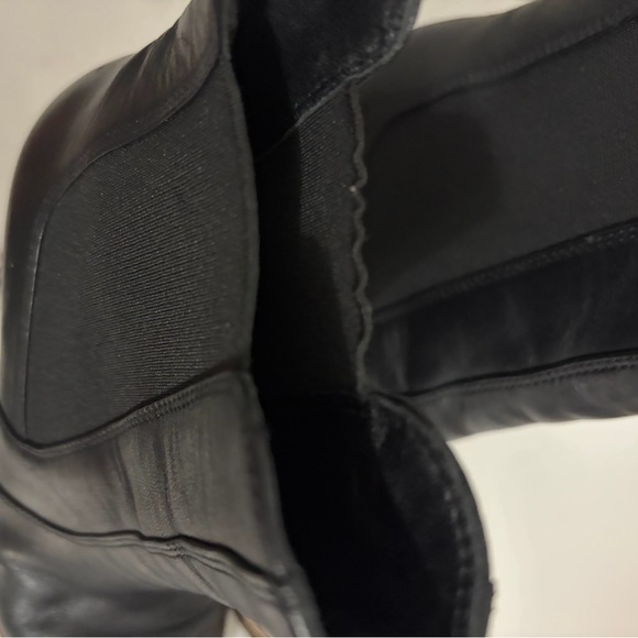 Veronica Beard Aari
Wedge Bootie - Picture 6 of 6